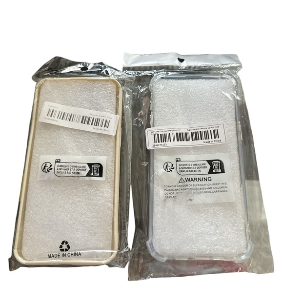 2 Silicone iPhone 15 Pro Max Case
Both Cases are New - Picture 2 of 2